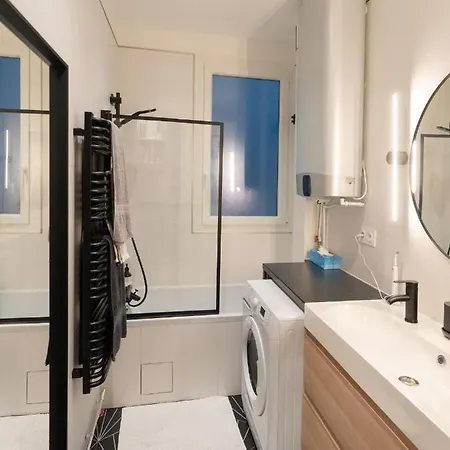 3 P 47m2 Au Pied De Montmartre Apartmán *